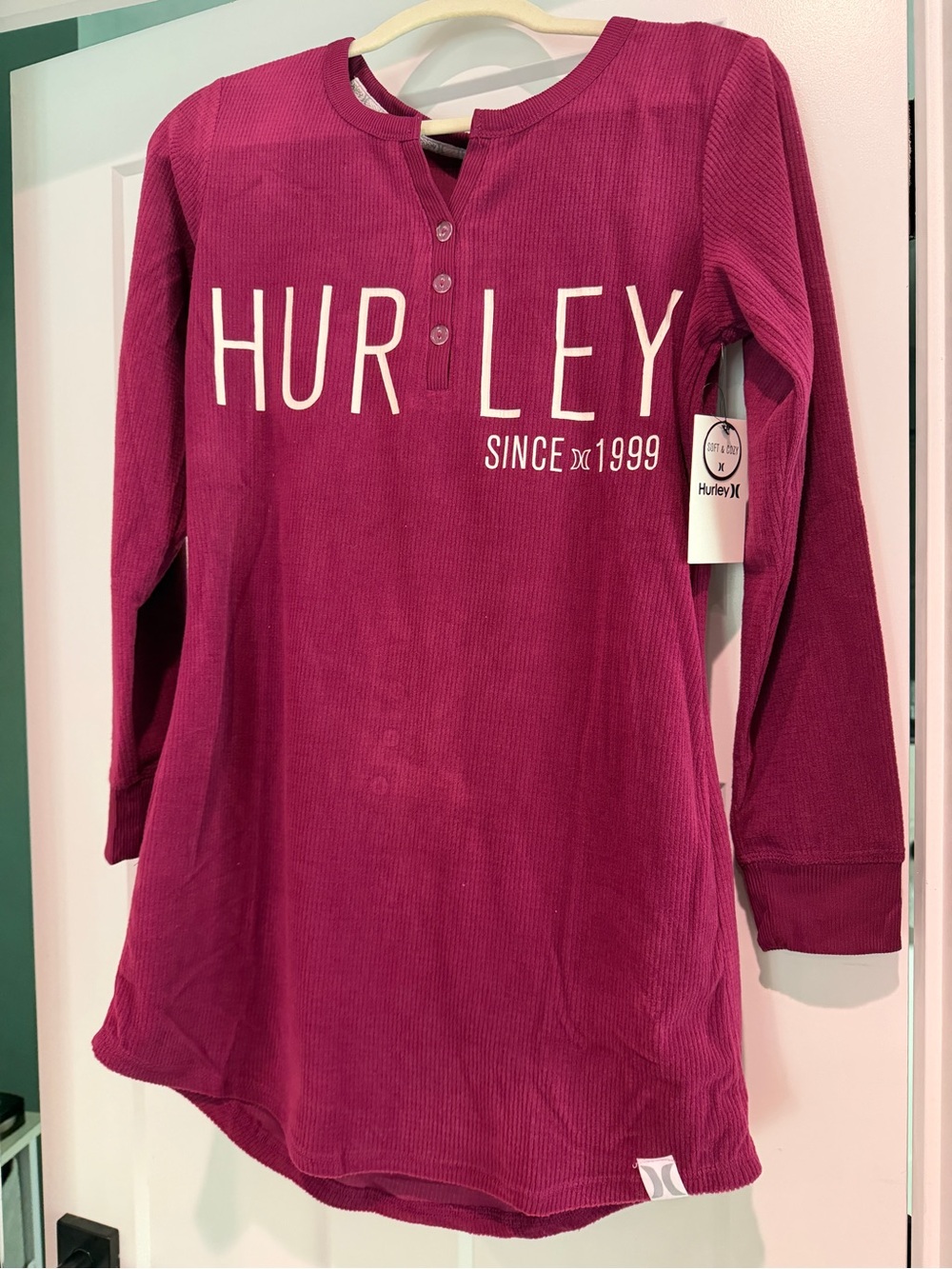 HURLEY Long Sleeve Magenta Henley Nightdress-Size S